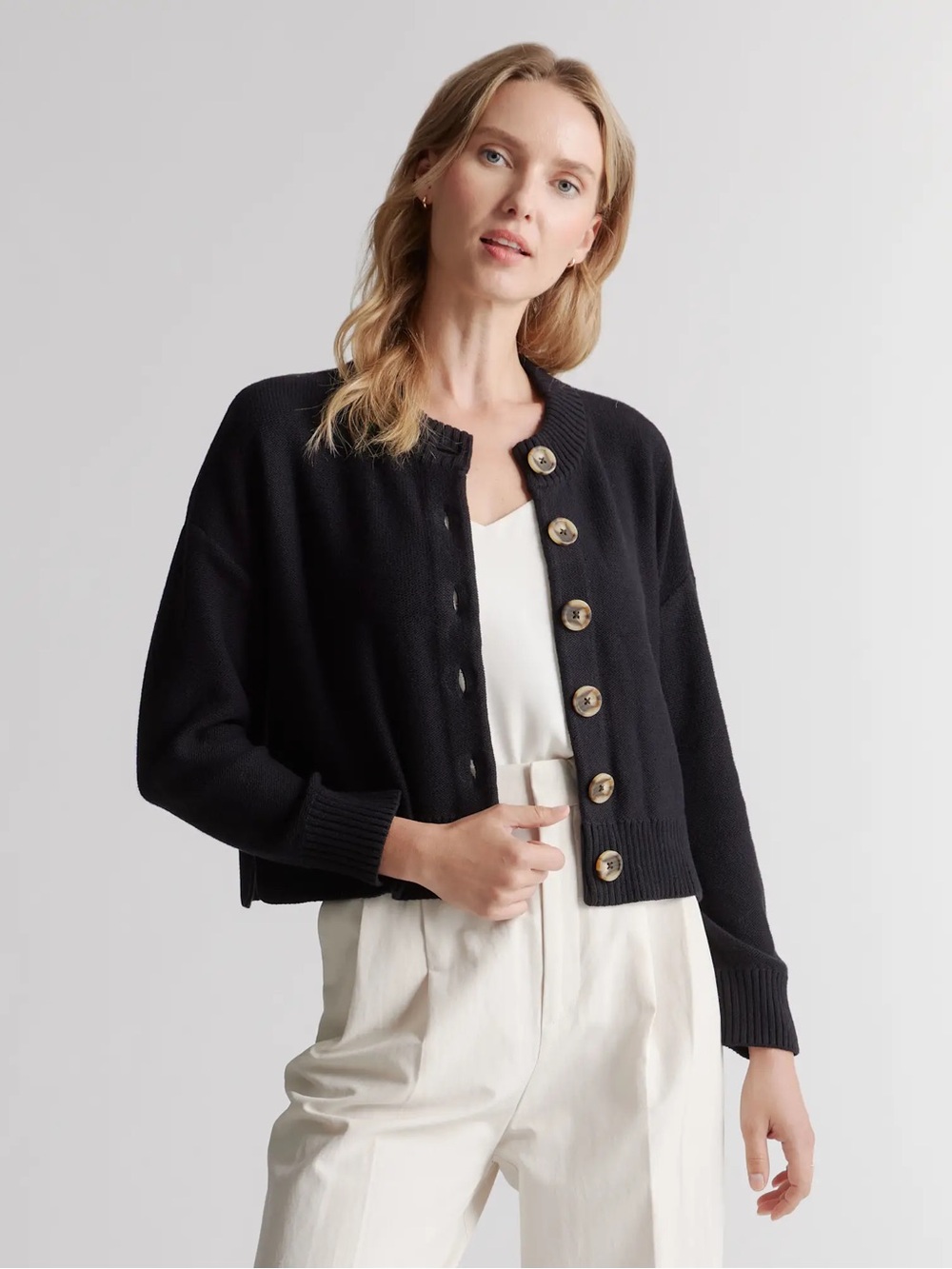 NWT Quince 100% Organic Cotton Black Button-Front Cropped Cardigan size S